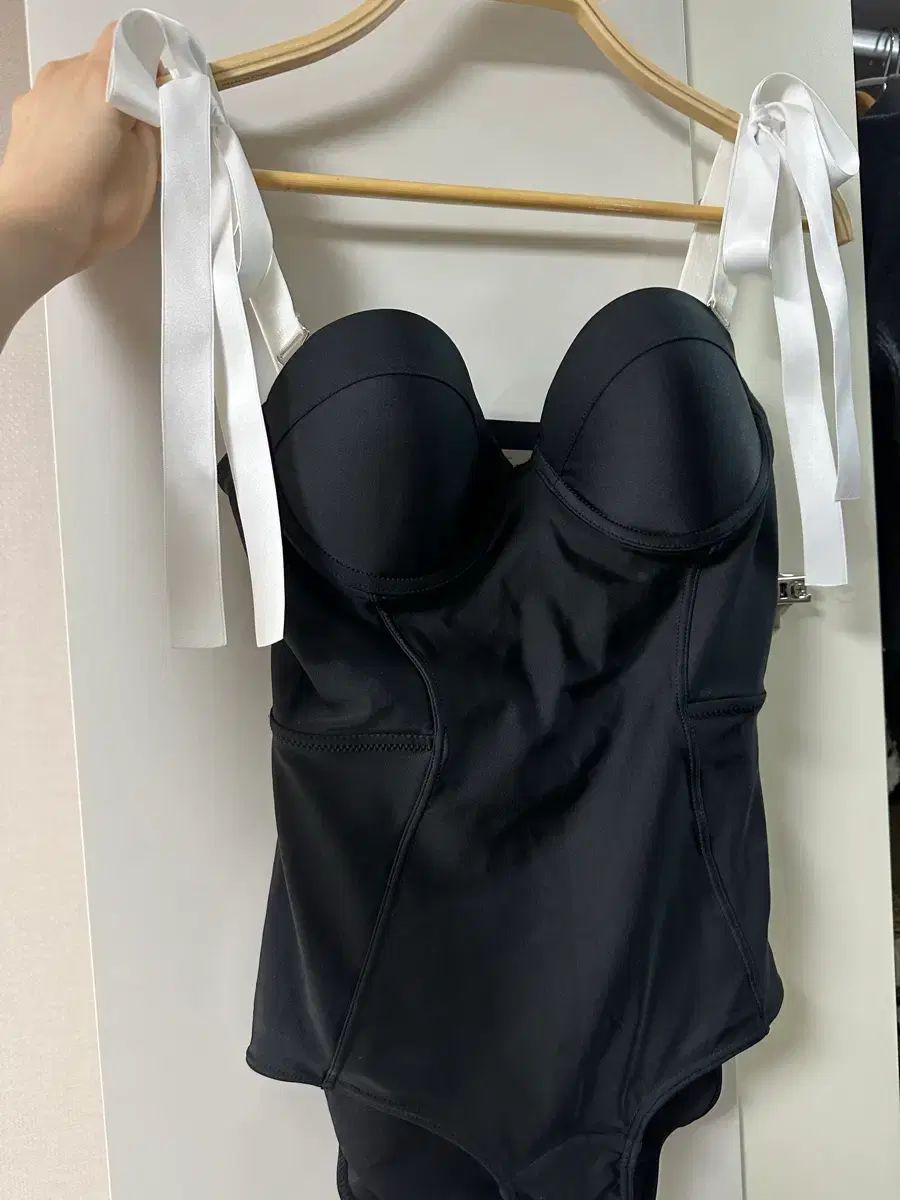 VINAJ ウールモノキニ 水着 ブラック