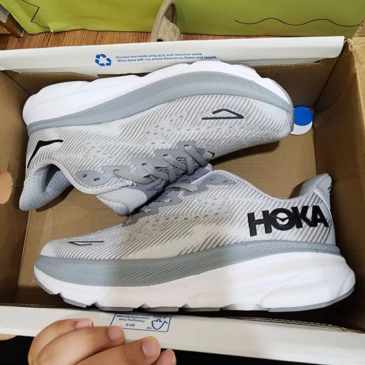 ホカ HOKA クリフトン 9 グレー ランニングシューズ 265mm - メルカリ