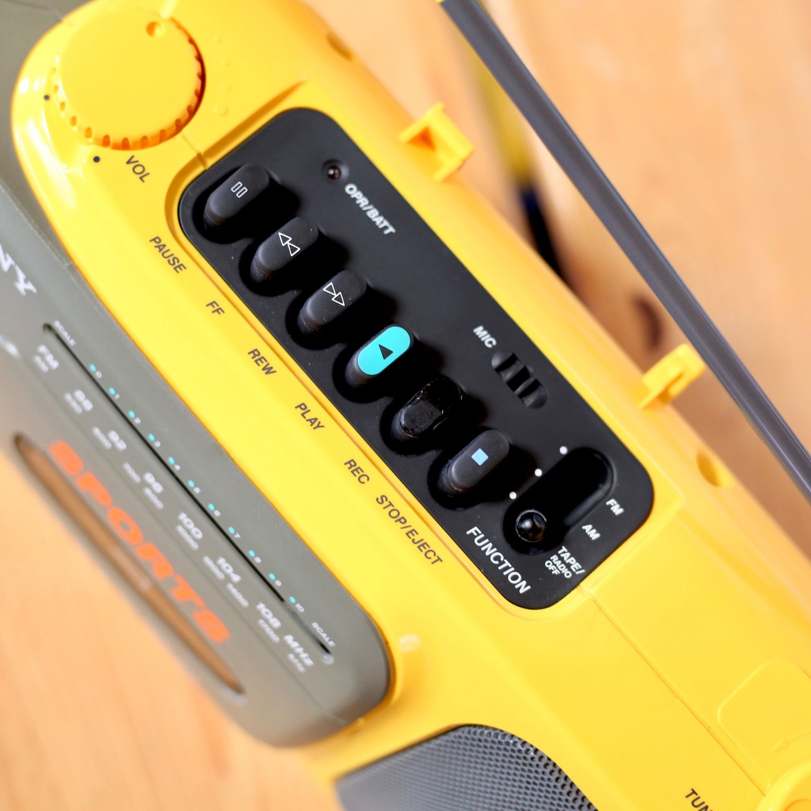 SONY SPORTS CFM-104 モノラルラジカセ 整備済 動作品 - メルカリ