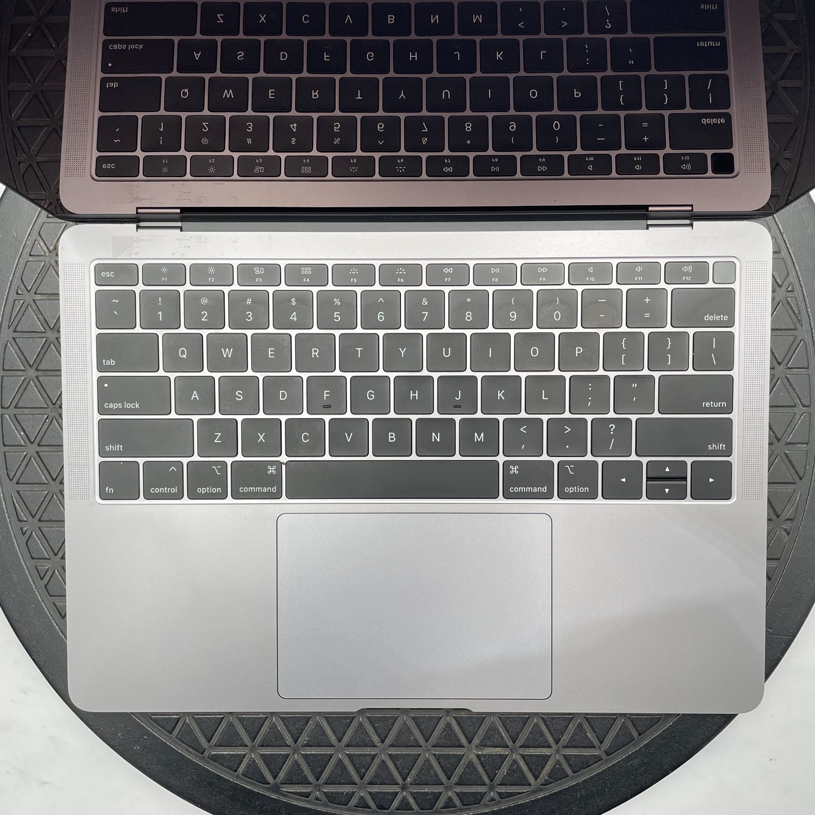 ジャンク MacBook Air 2018 13インチ A1932 - メルカリ