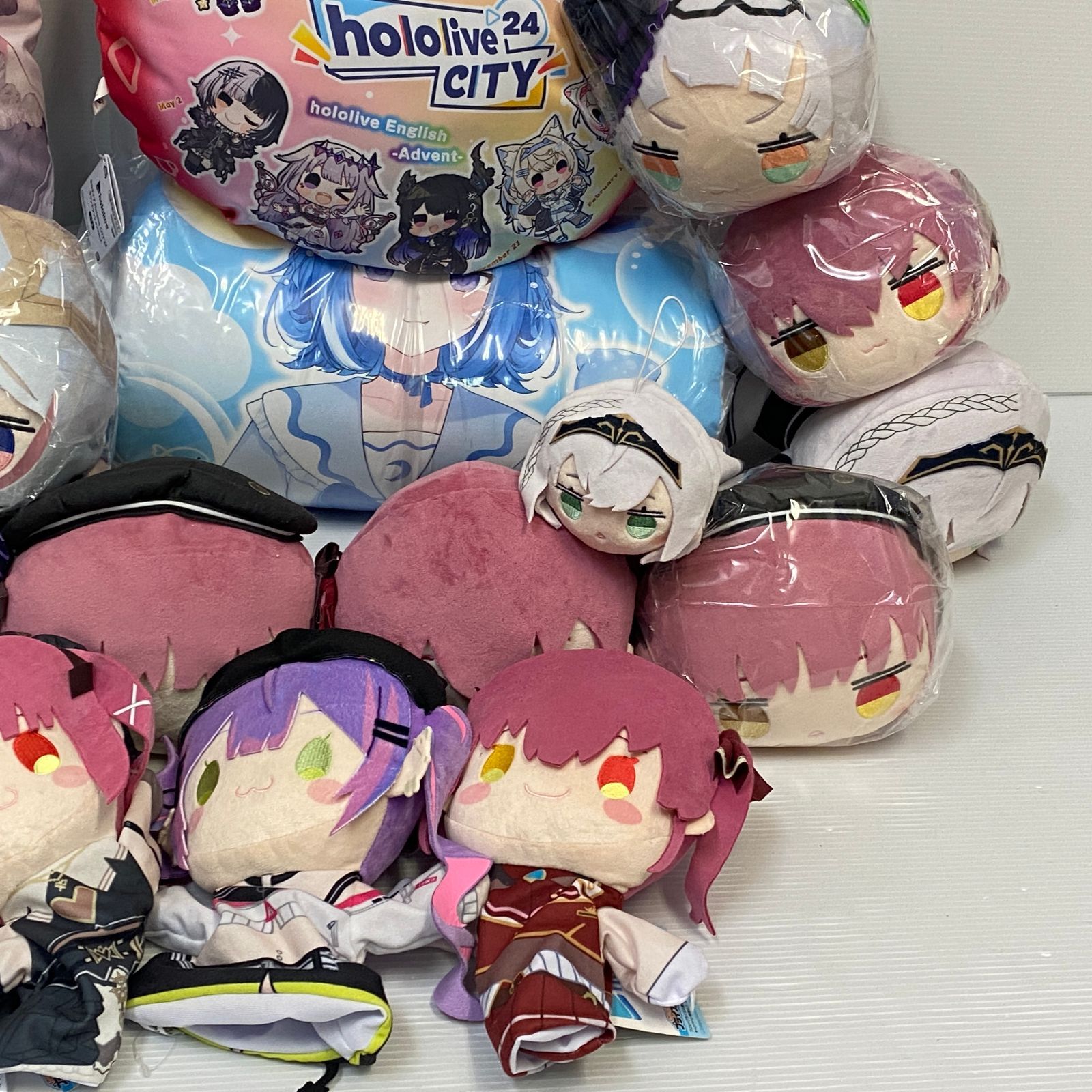 △140 hololive ホロライブ クッション ぬいぐるみ まとめ 中古品