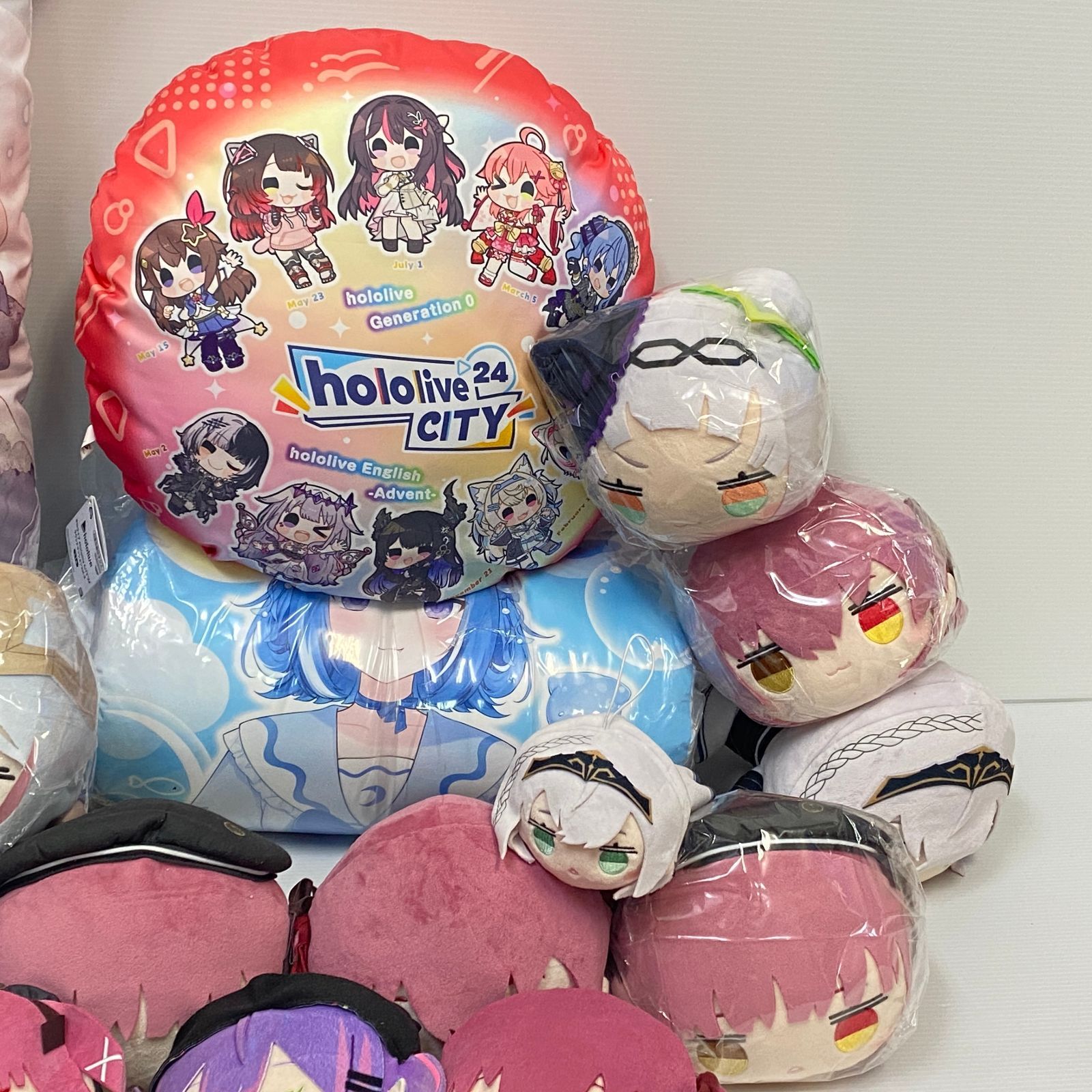 △140 hololive ホロライブ クッション ぬいぐるみ まとめ 中古品