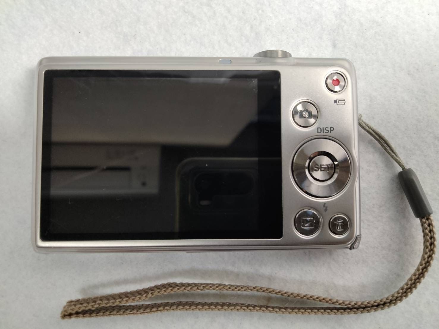 カメラ】CASIO カシオ EXILIM EX-ZS10 本体 デジタルカメラ SLV 動作 カメラ】CASIO カシオ EXILIM EX-ZS10 本体 デジタルカメラ SLV 動作