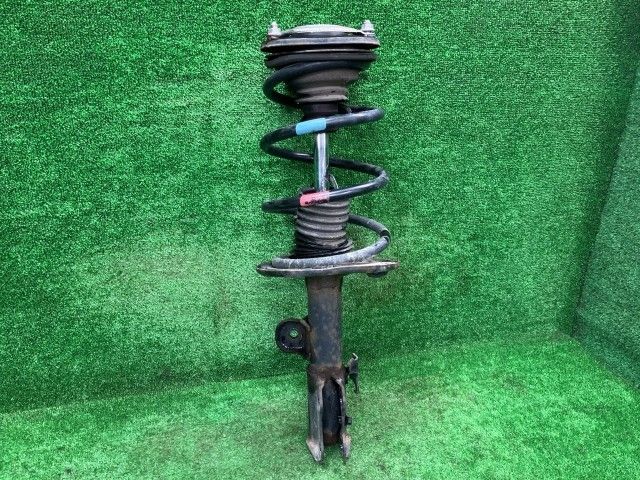 エスティマ AHR20W 左フロントストラット G 4WD 7人 48520-28400 48520-80215 1F7