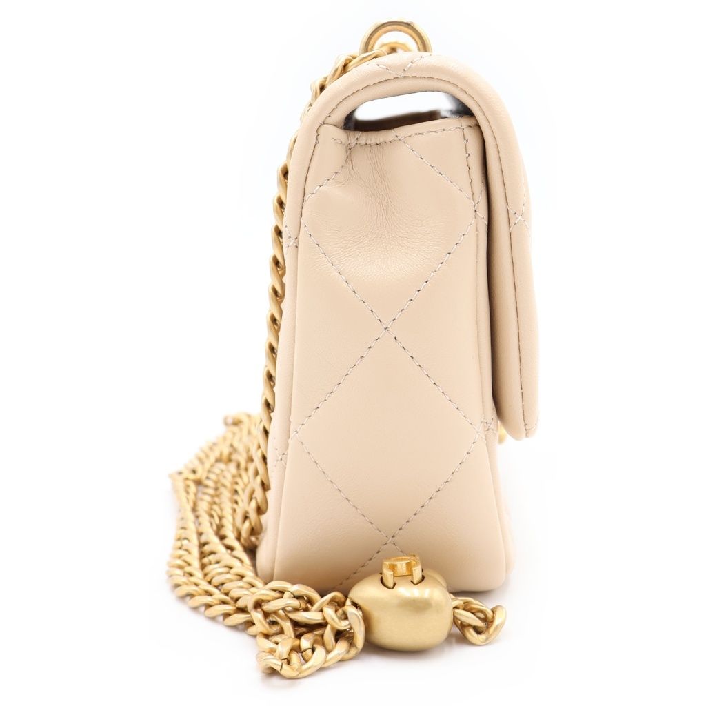 CHANEL (シャネル) マトラッセ ミニフラップ ショルダーバッグ