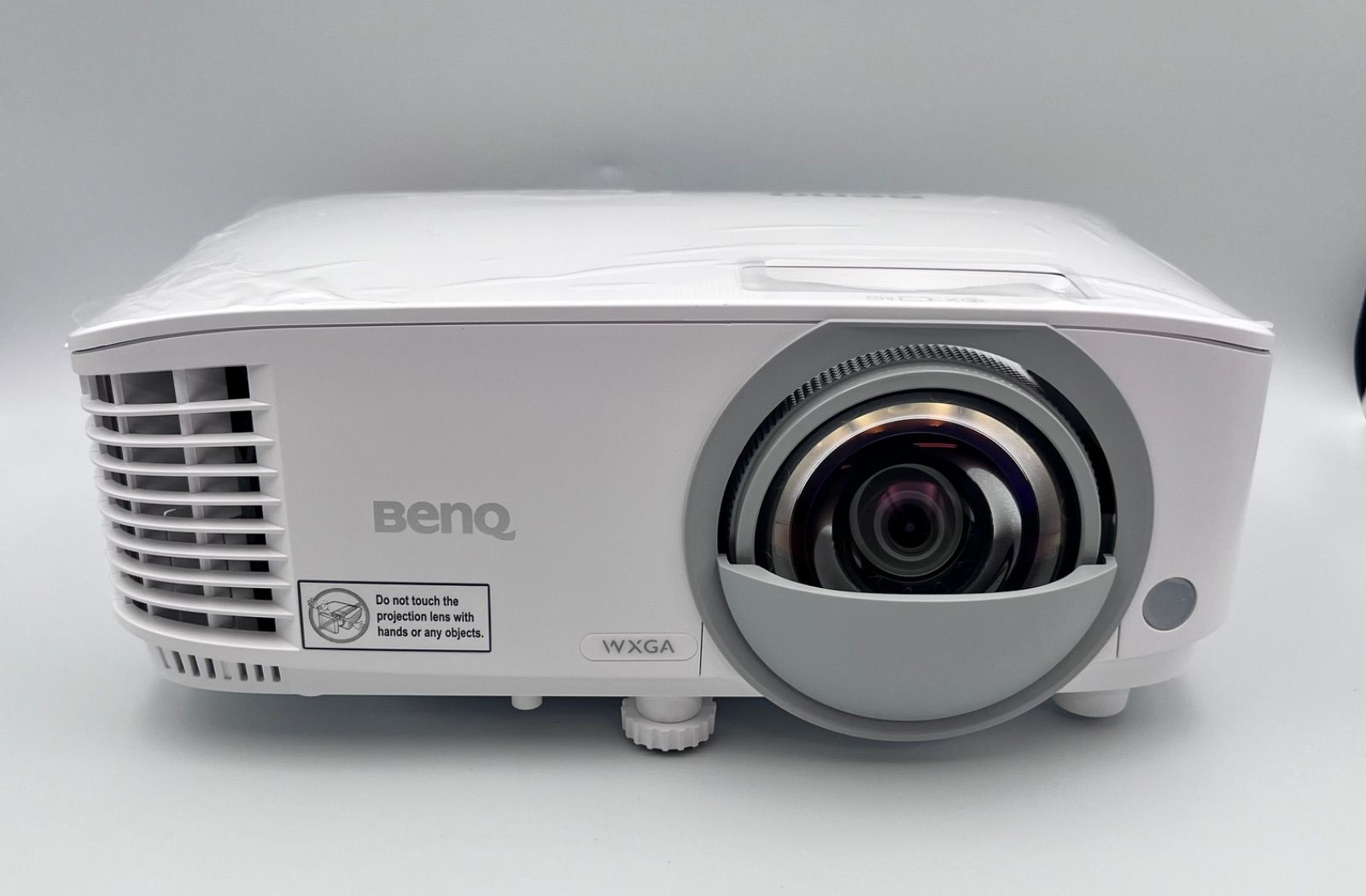 B442// 未使用品 BenQ MW826STH 短焦点 DLPプロジェクター