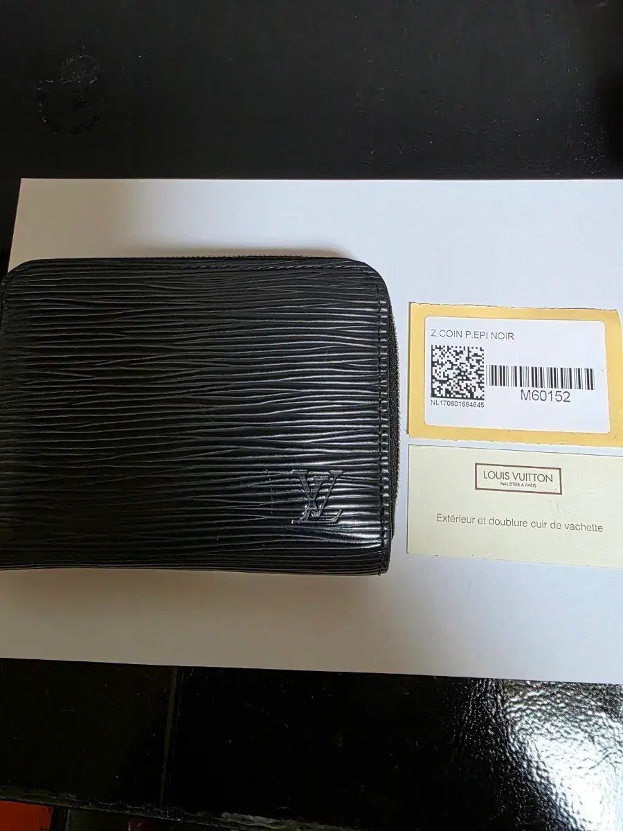 ルイヴィトン Z COIN EPI NOIFR 39,708円