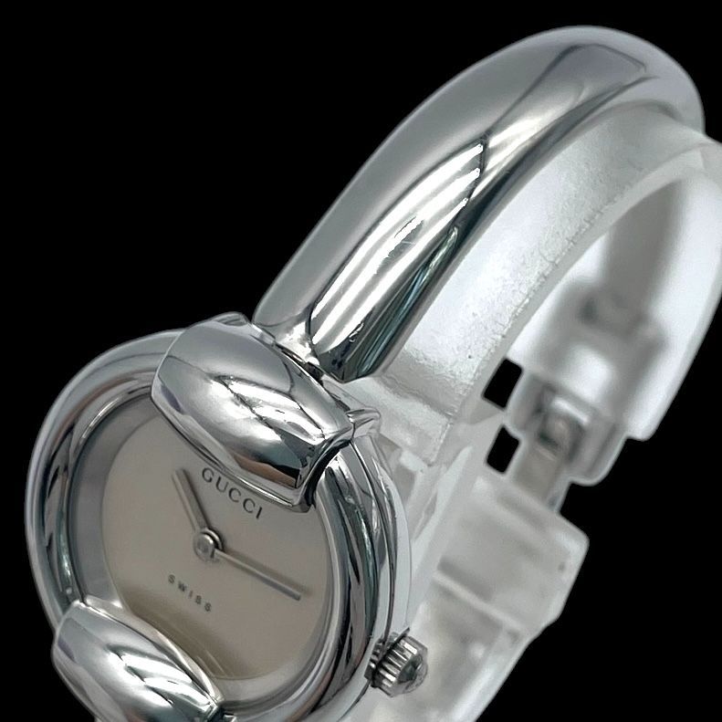 新品電池 稼働品 GUCCI グッチ 1400L レディース腕時計 バングル
