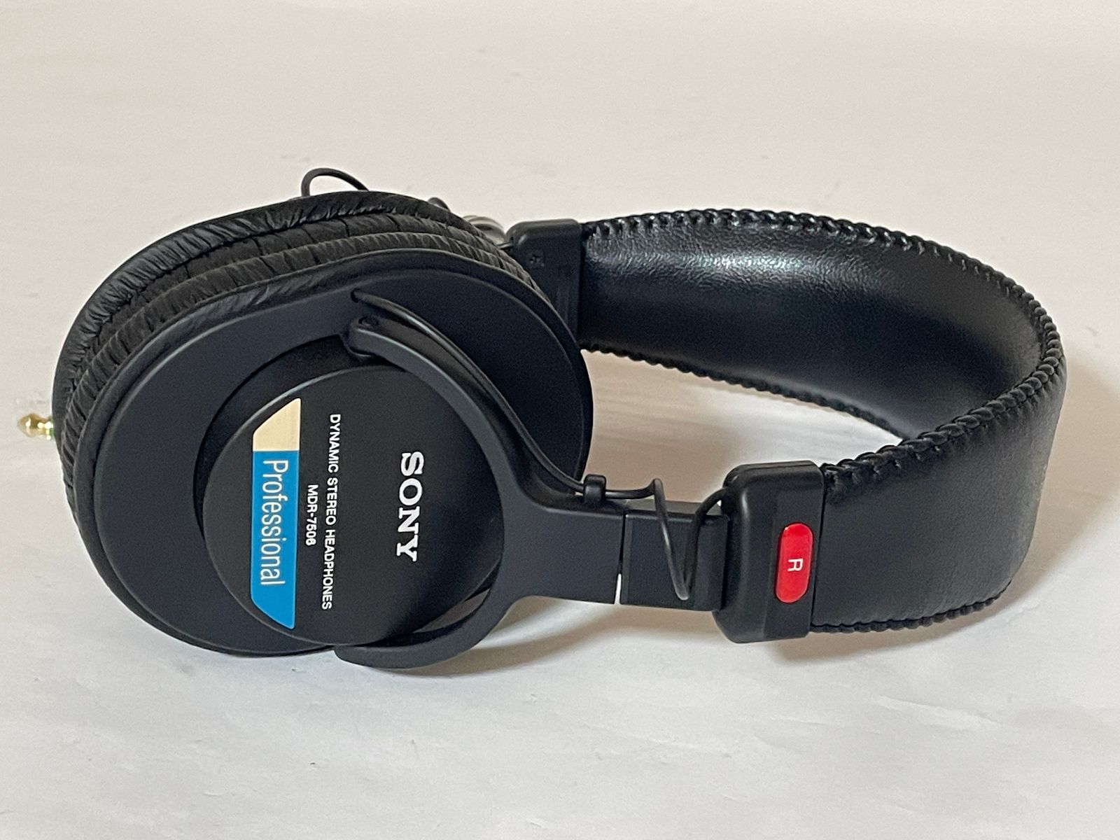 △ ソニー SONY ヘッドホン MDR-7506 ブラック モニターヘッドホン