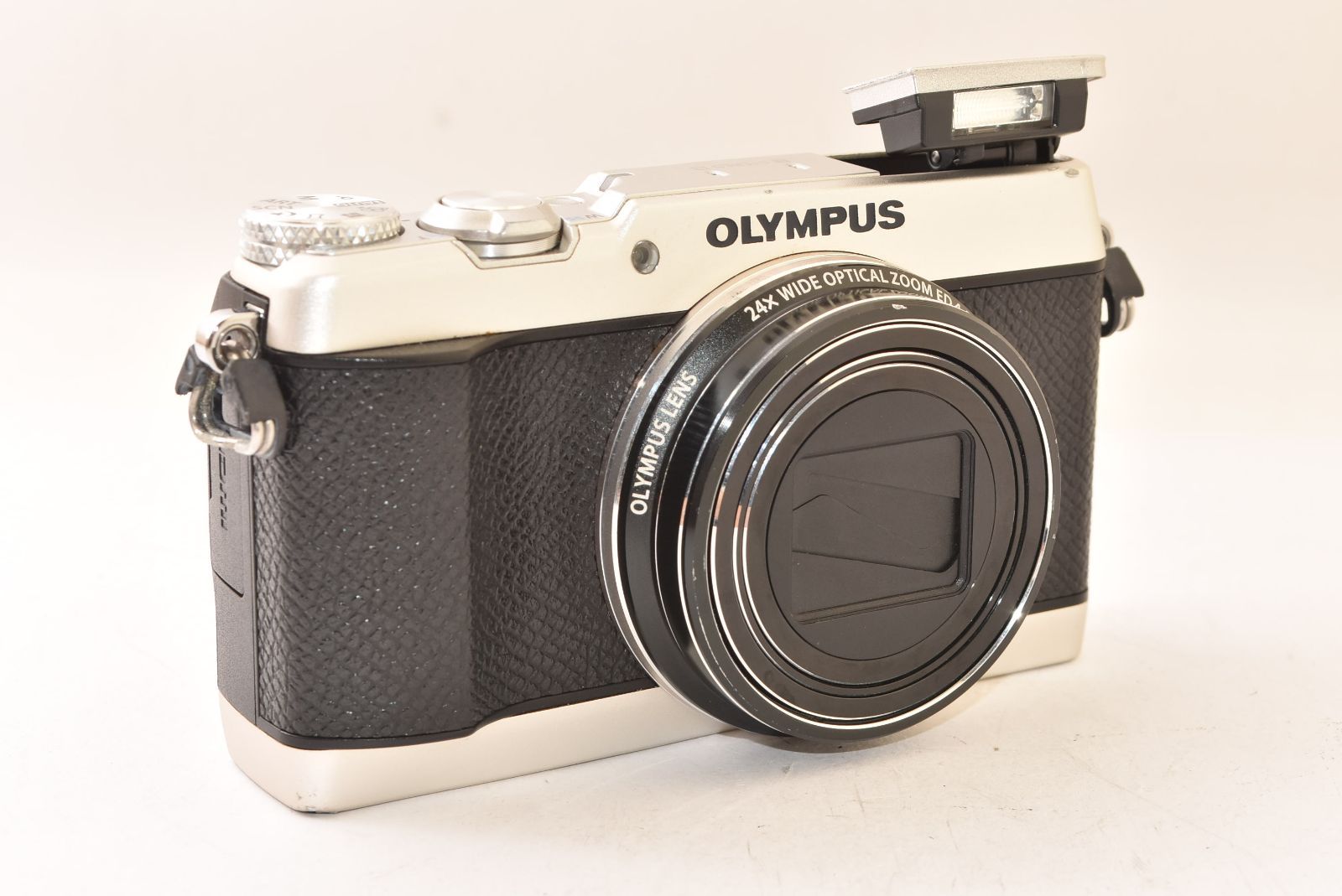 ☆ジャンク品☆ OLYMPUS オリンパス STYLUS SH-3 シルバー コンパクト