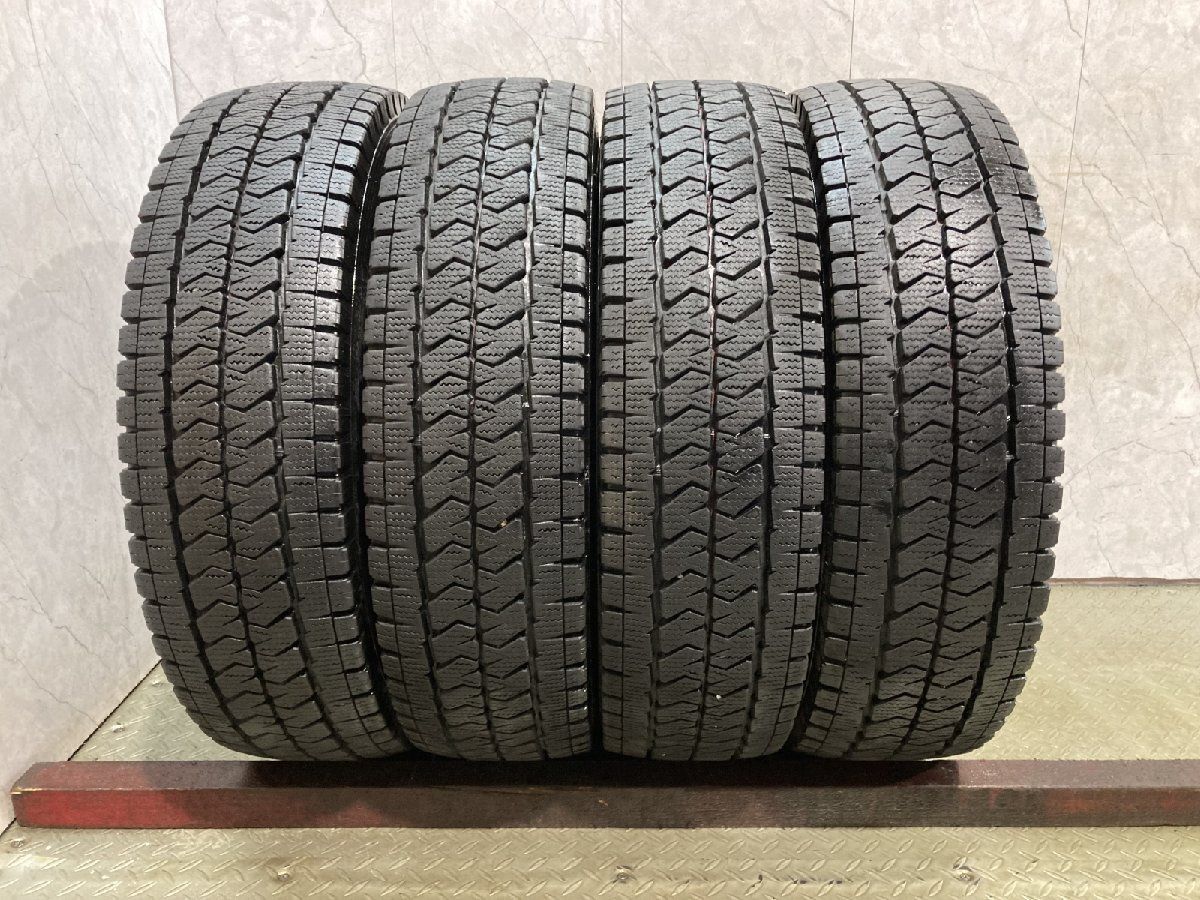 BS BRIDGESTONE BLIZZAK VL10 195/80R15 107/105N LT 15インチ スタッドレス 4本 23～24年製 レジアス ハイエース キャラバン等　(KTY153)