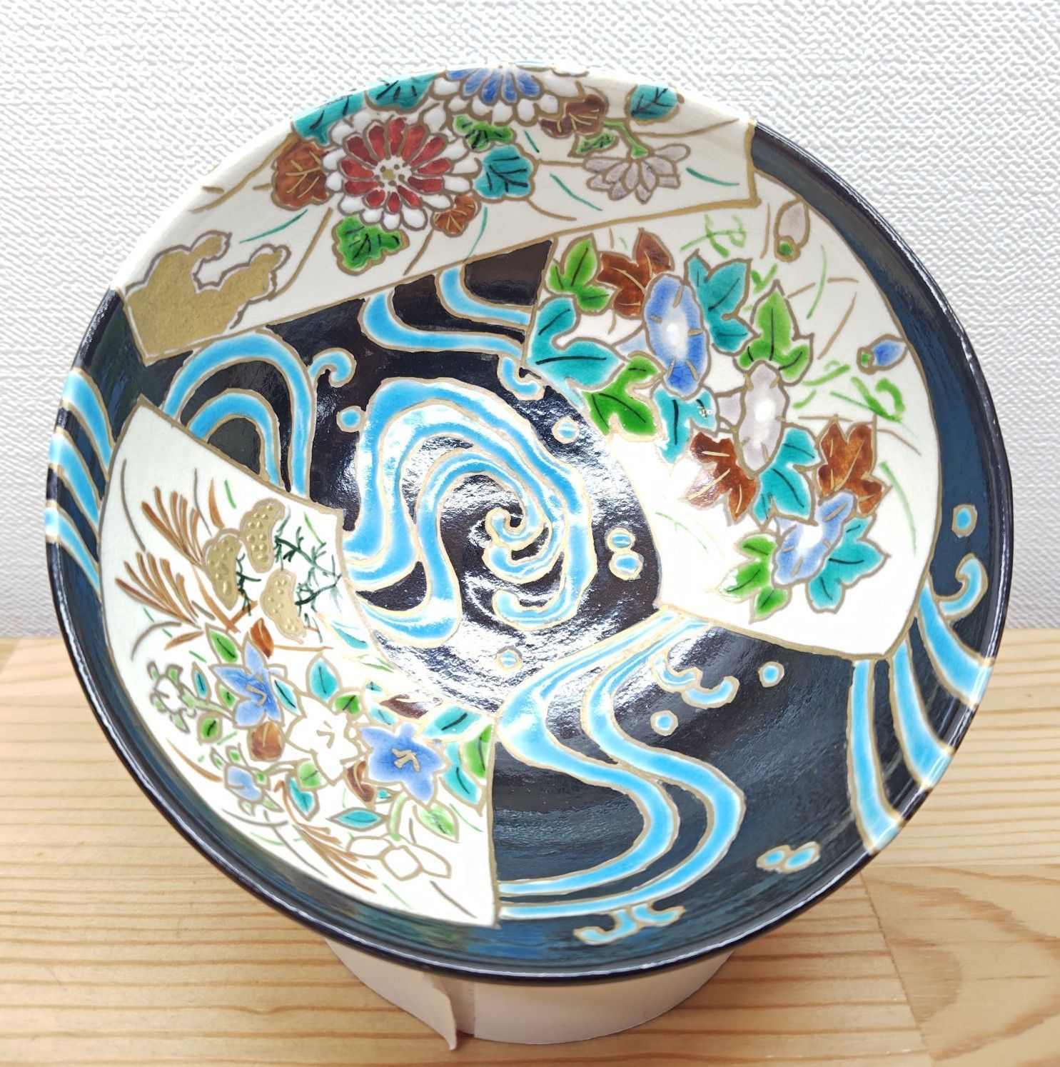 逢絢亭・新品】茶道具 茶碗 平茶碗 京焼 仁清黒 扇面流水の絵 西村利峰