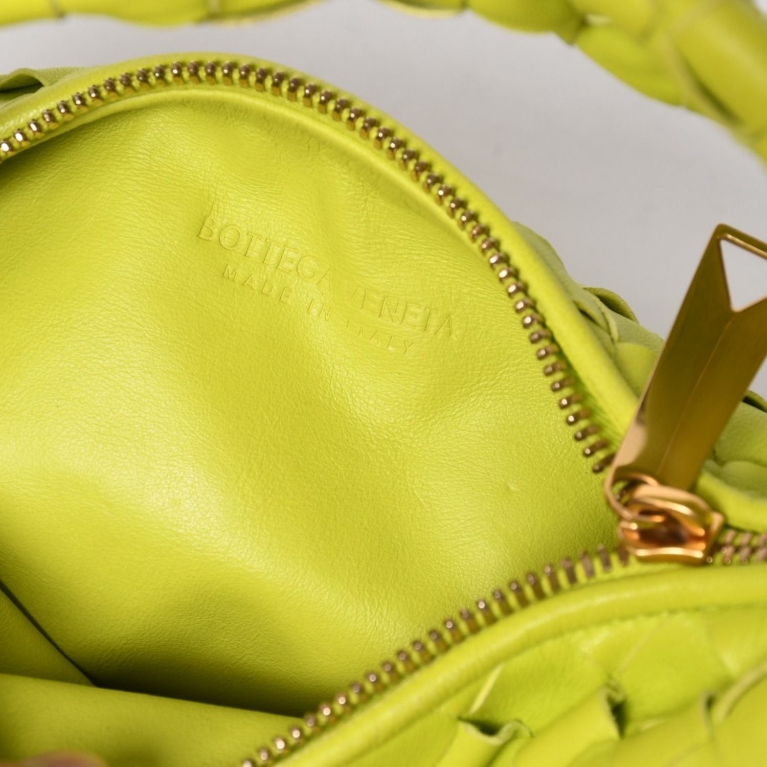 極美品 BOTTEGAVENETA ボッテガヴェネタ MINI JODIE ミニ ジョディ