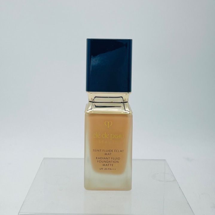 CS2329 クレドポーボーテ　タンフリュイドエクラマット　リキッドファンデーション　35ml