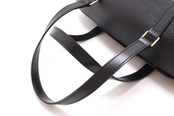 LOUIS VUITTON ルイ・ヴィトン スフロ エピ ノワール M52222