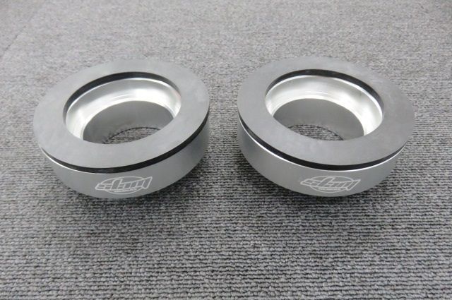 新品 2026年 新型 TOYOTA HILUX GUN226 ハイラックス インコイル フロント リフトスペーサー 2inc (50mm) 前下り解消 リフトアップ