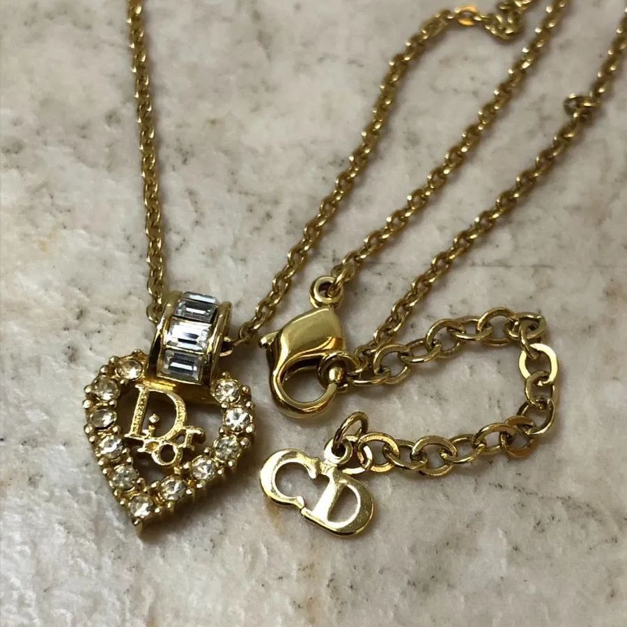 Dior ネックレス ハートチャーム　最終値下げ❗️ Christian Dior クリスチャン ディオール ハート ネックレス ロゴ