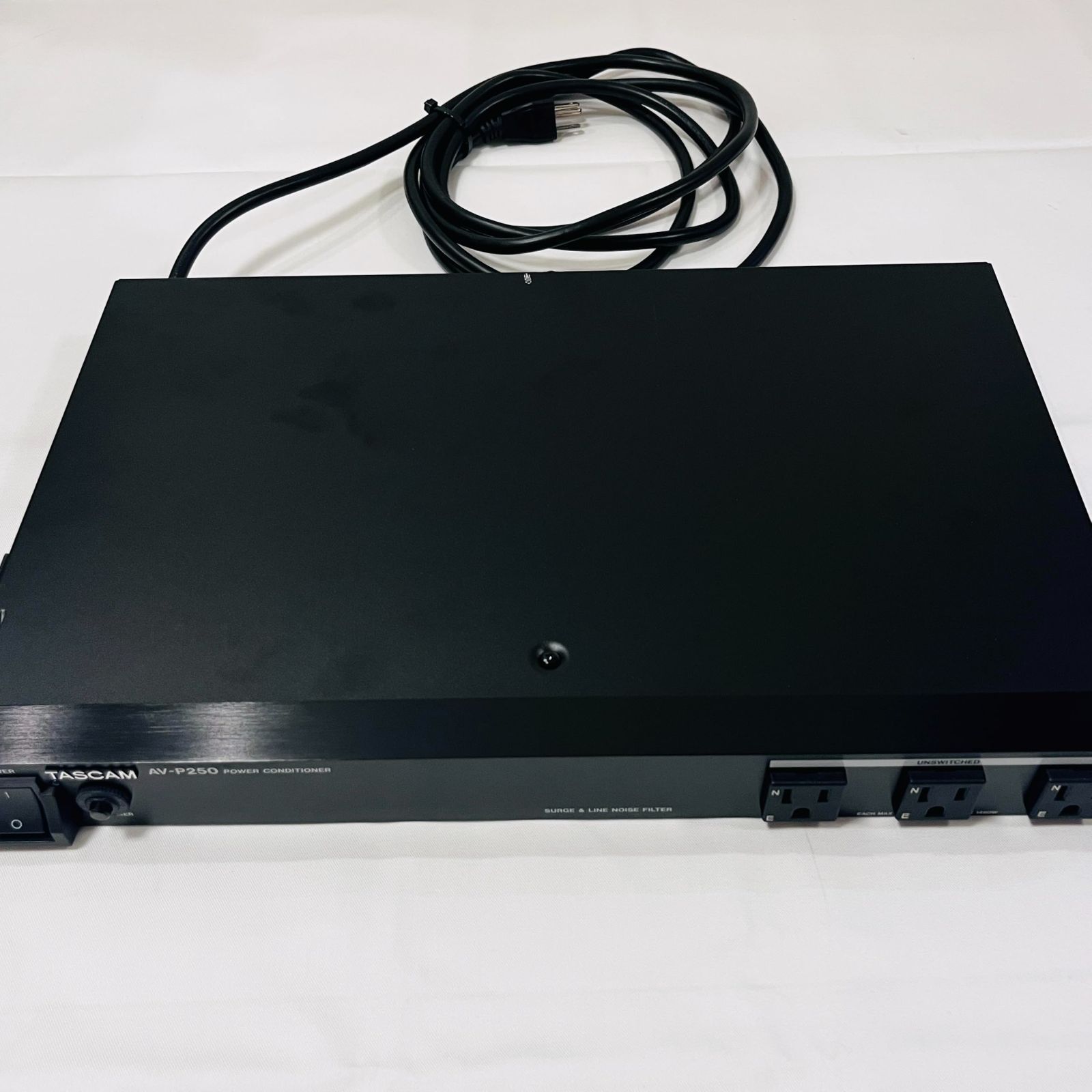 TASCAM パワーディストリビューター/コンディショナー AV-P250 No3251
