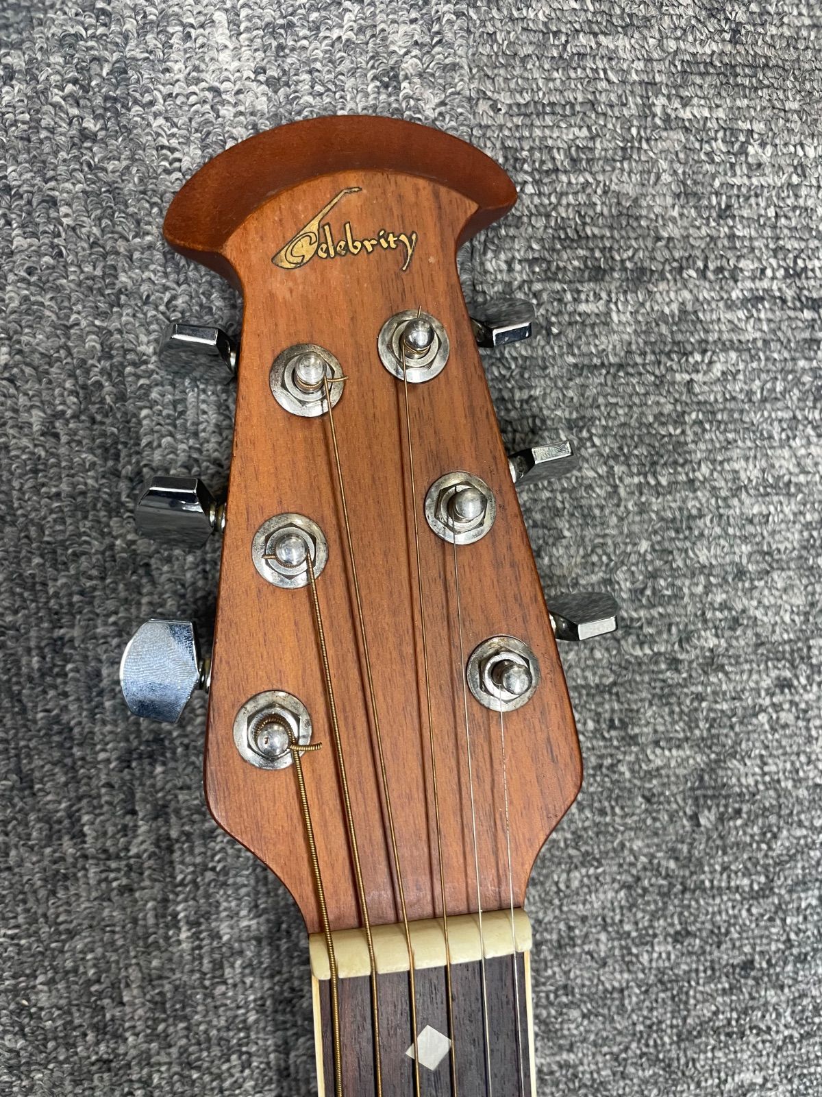 Celebrity by Ovation オベーション セレブリティ エレアコ ギター