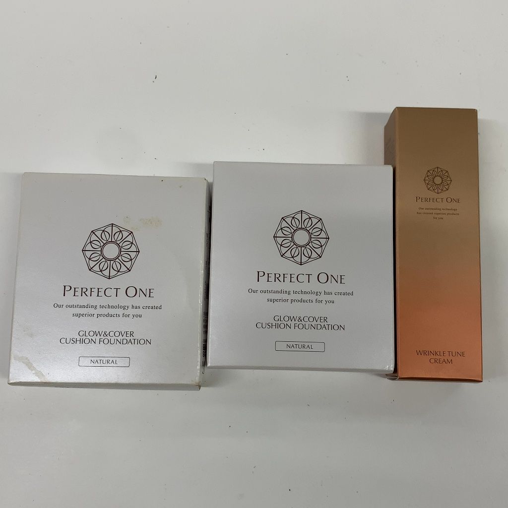 Z0649 K PERFECT ONE パーフェクトワン グロウ&カバークッションファンデーション ナチュラル 14g SPF35 PA+++ レフィル パフ付き 2個／薬用リンクルチューンクリーム 15g 計3点セット