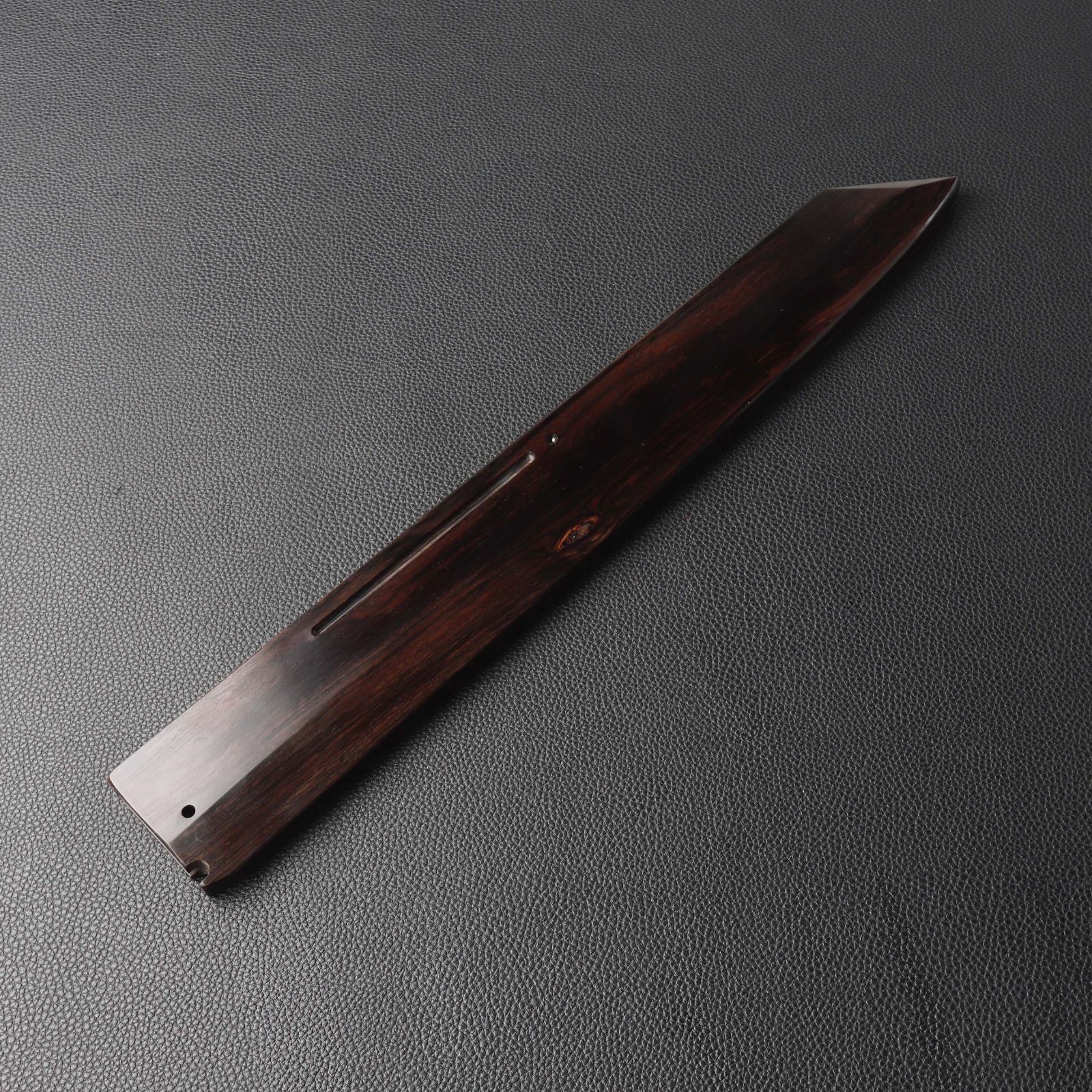 なつき様ご依頼品：左利き切付柳刃包丁 9寸（刃渡り270mm）専用黒檀鞘 見込みの発送予定日：2026年8月20日前後（BSLKT270SY）