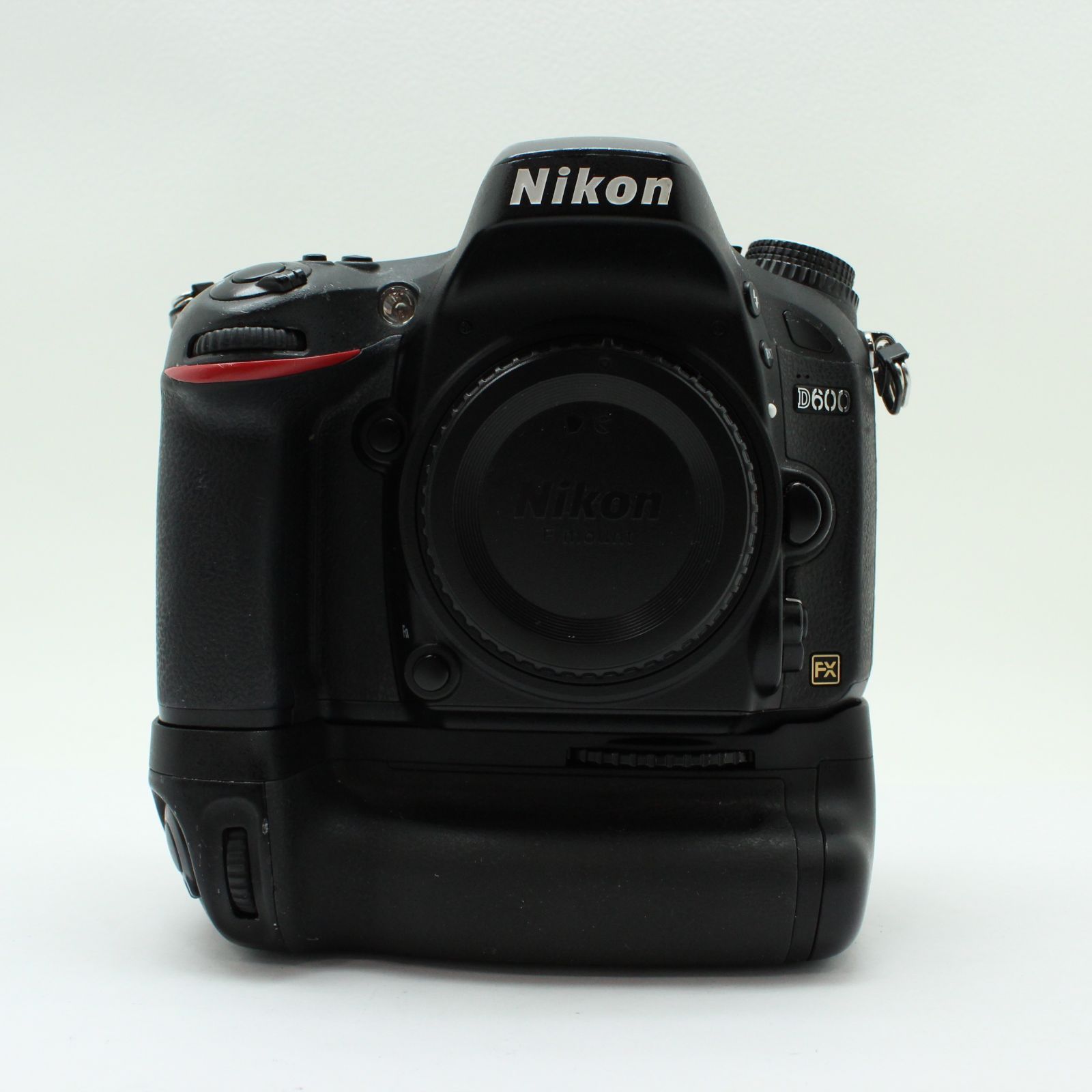 Nikon D600グリップ付き - メルカリ