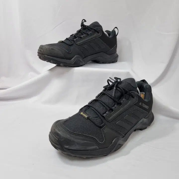 ドゥハヴィンテージ 290 adidas アディダス テレックス AX3 GORE-TEX ゴアテックス ブラック スニーカー 6,230円