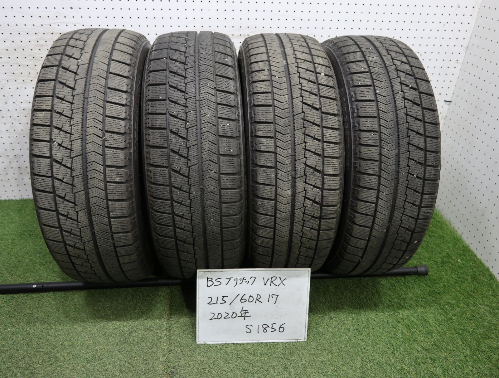 1(S1856)☆2020年製(4本セット)/BS/ブリザック/VRX/215/60R17☆エスティマ・エルグランド等に
