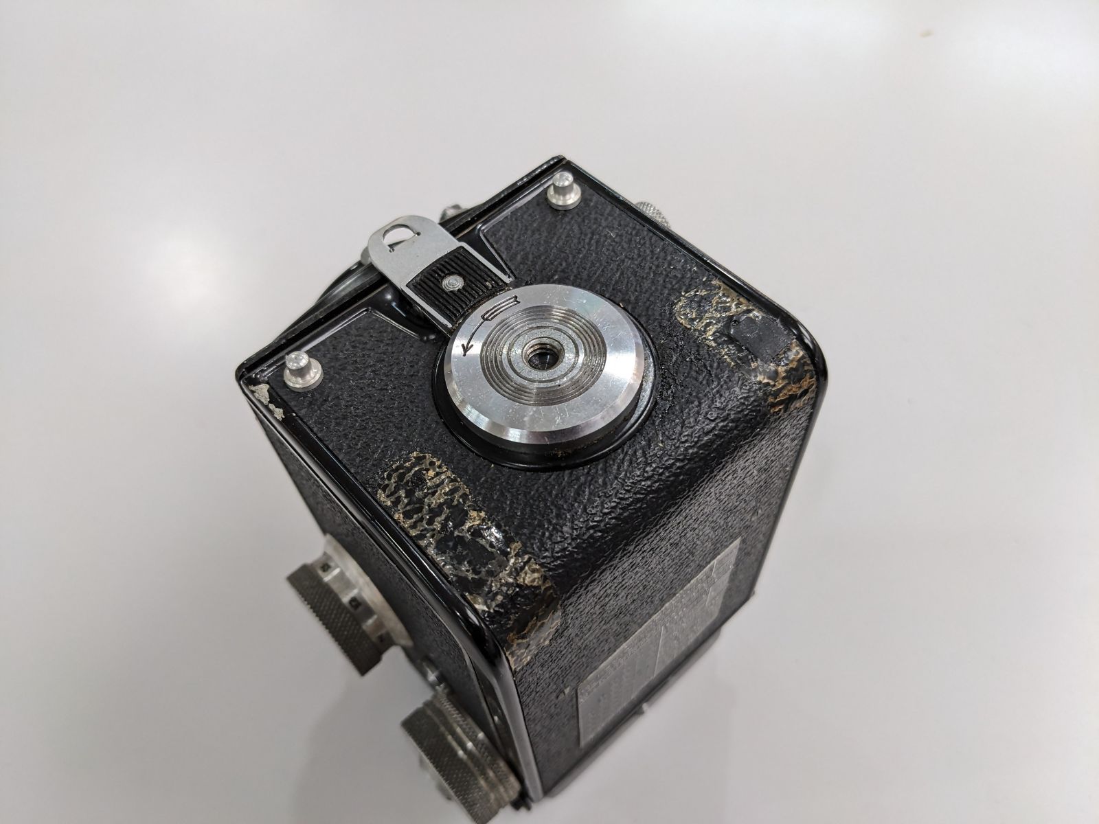ジャンク品】ELMOFLEX 二眼レフカメラ レザーケース付き【動作未確認