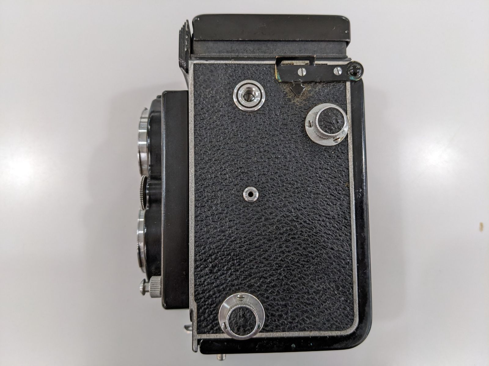 ジャンク品】ELMOFLEX 二眼レフカメラ レザーケース付き【動作未確認