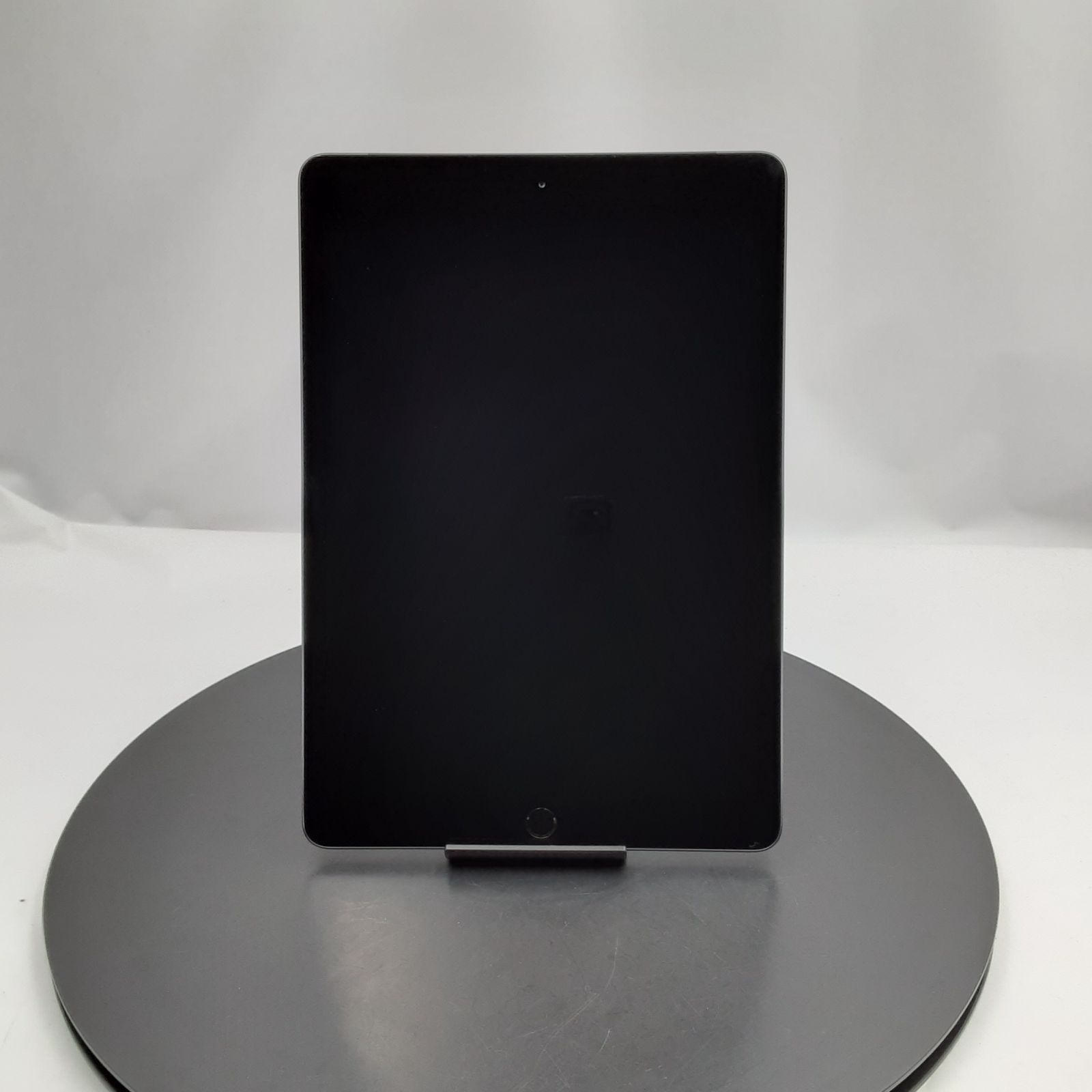 iPad 第7世代 32GB ジャンク SIMフリー スペースグレイ - メルカリ