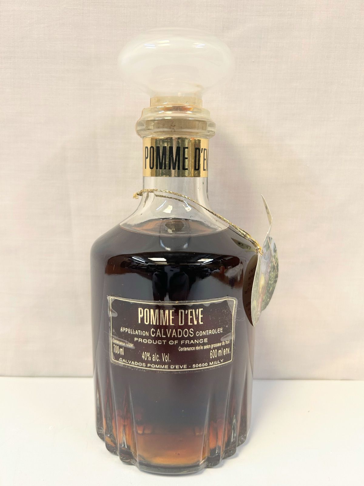 古酒】ポム・ド・イブ 実入り700ml カルヴァドス - メルカリ