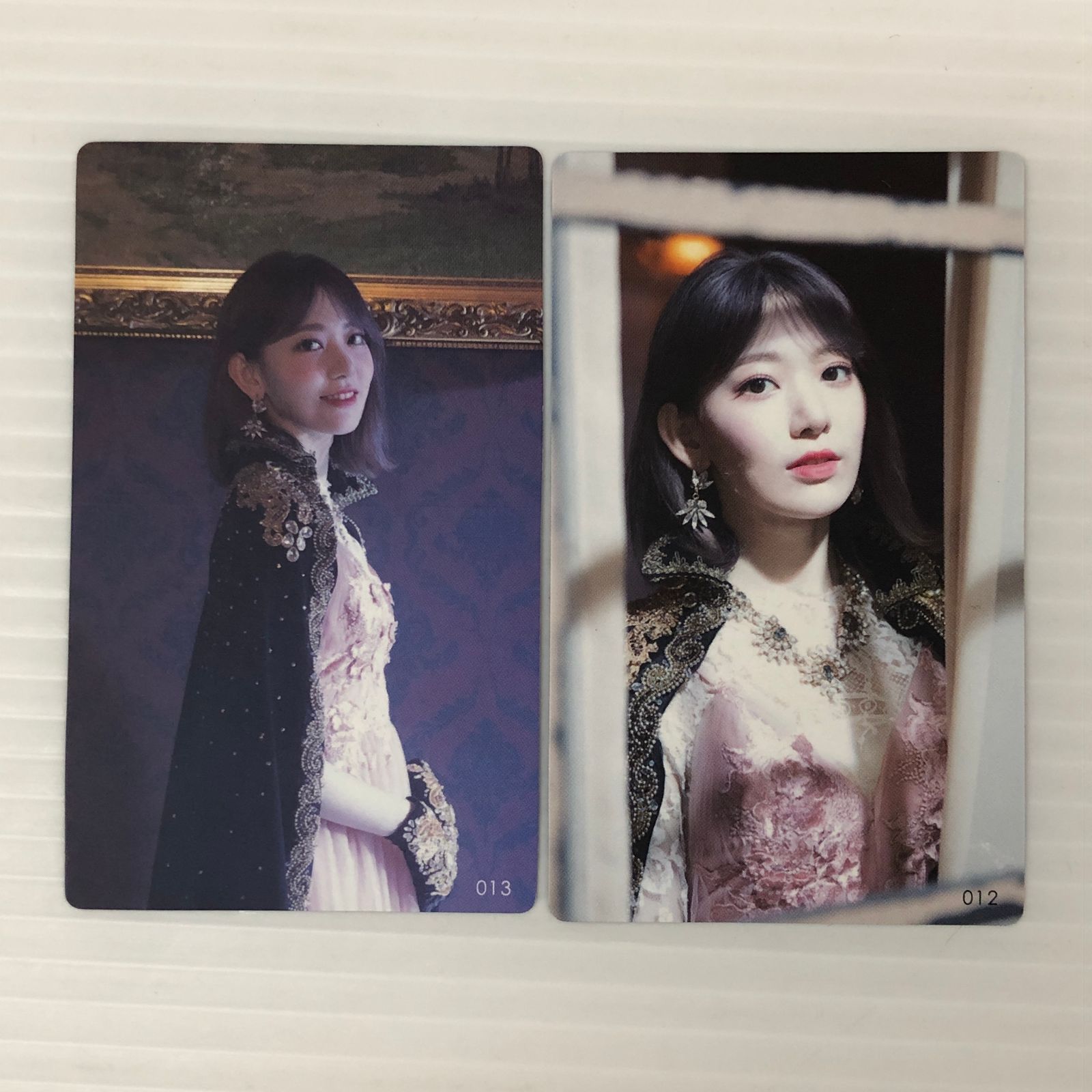 □IZ*ONE トレカ 宮脇咲良 2枚セット 012 013 中古品 smmetc097447