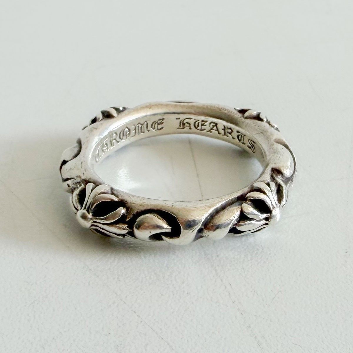 【最高級】CHROME HEARTS【SBT BAND RING】エスビーティーバンド 18号 リング シルバー 指輪 クロムハーツ 26070068 最高級】CHROME HEARTS【SBT BAND RING】エスビーティーバンド 18号