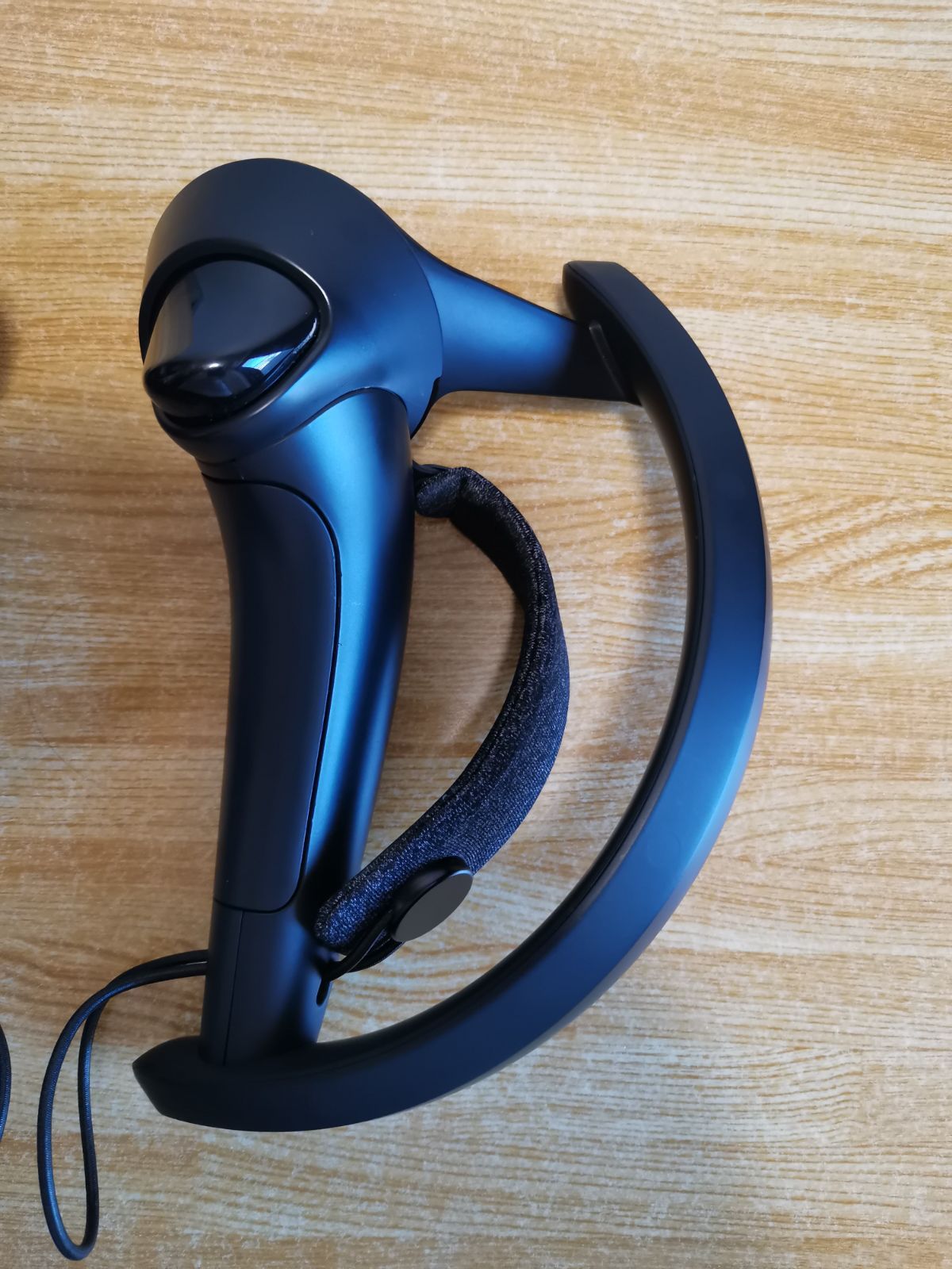 VALVE INDEX コントローラー 左右セット 中古 やや傷あり- メルカリ
