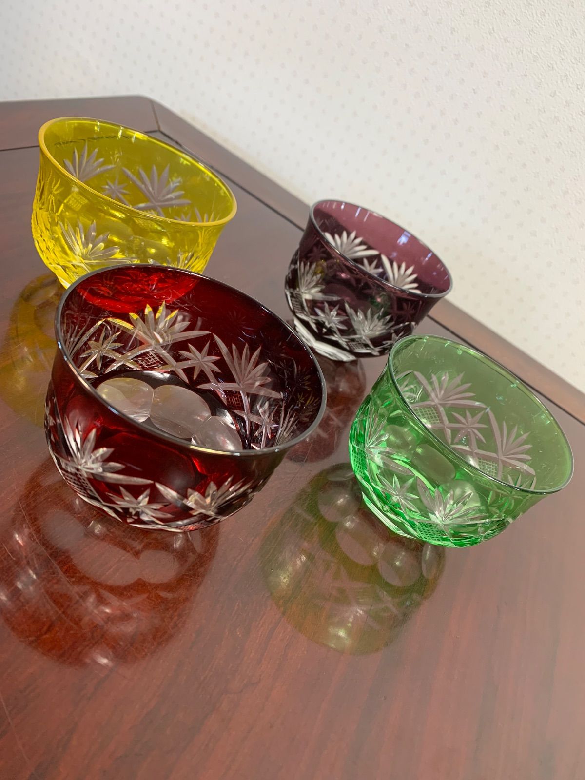 【美品】江戸切子 グラス 4客セット　伝統工芸品 美術品・アンティーク・コレクション 【美品】江戸切子 グラス 4客