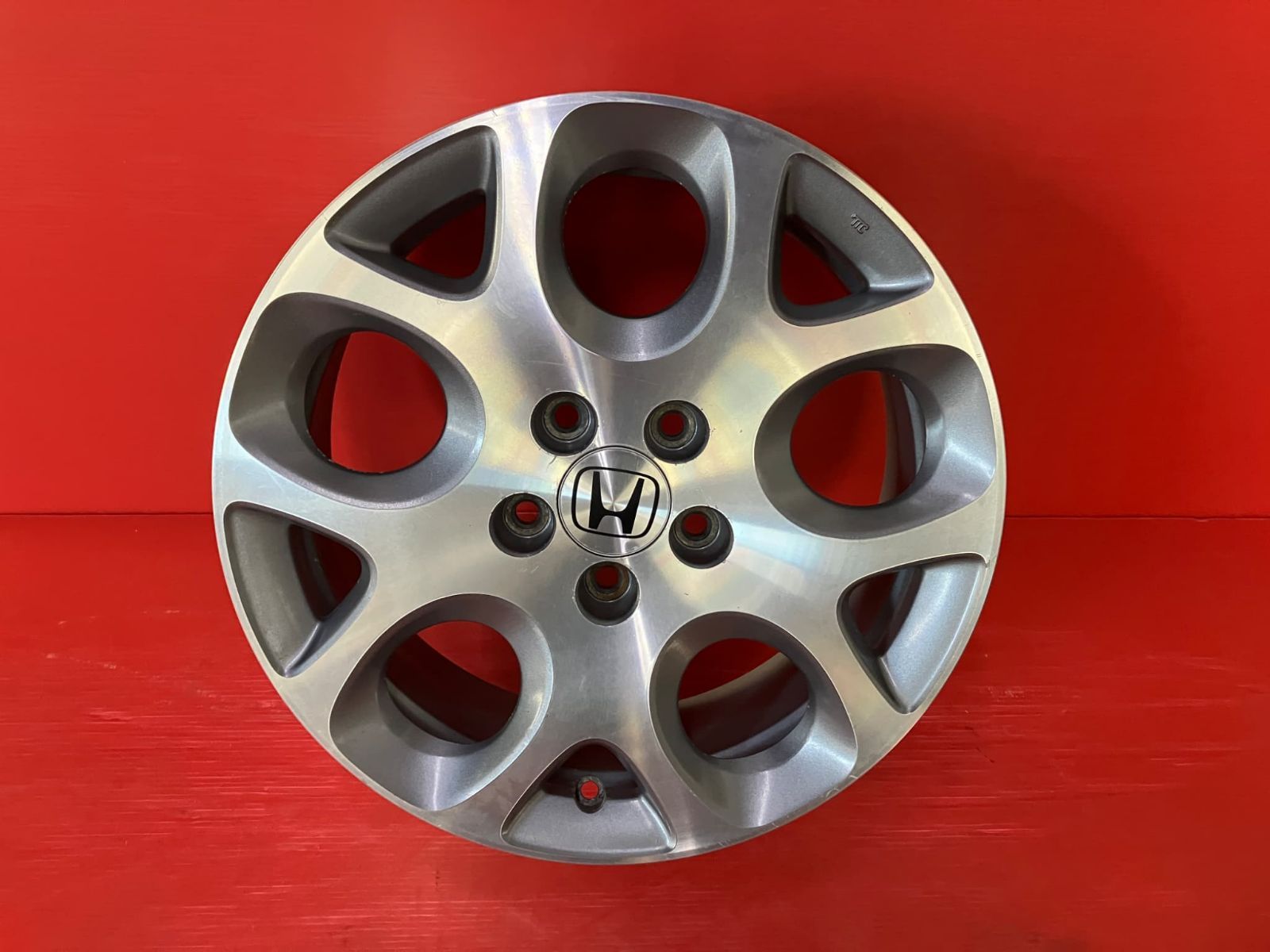 中古ホイール[17x6.5+50 114.3/5H ホンダ CR-V純正] 4本SET - メルカリ