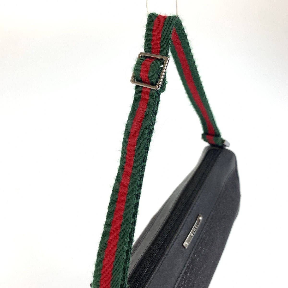 グッチ　アクセサリーポーチ　シェリーライン　ハンドバッグ　GG キャンバス 美品 GUCCI グッチ シェリーライン ブラック 黒 シルバー金具