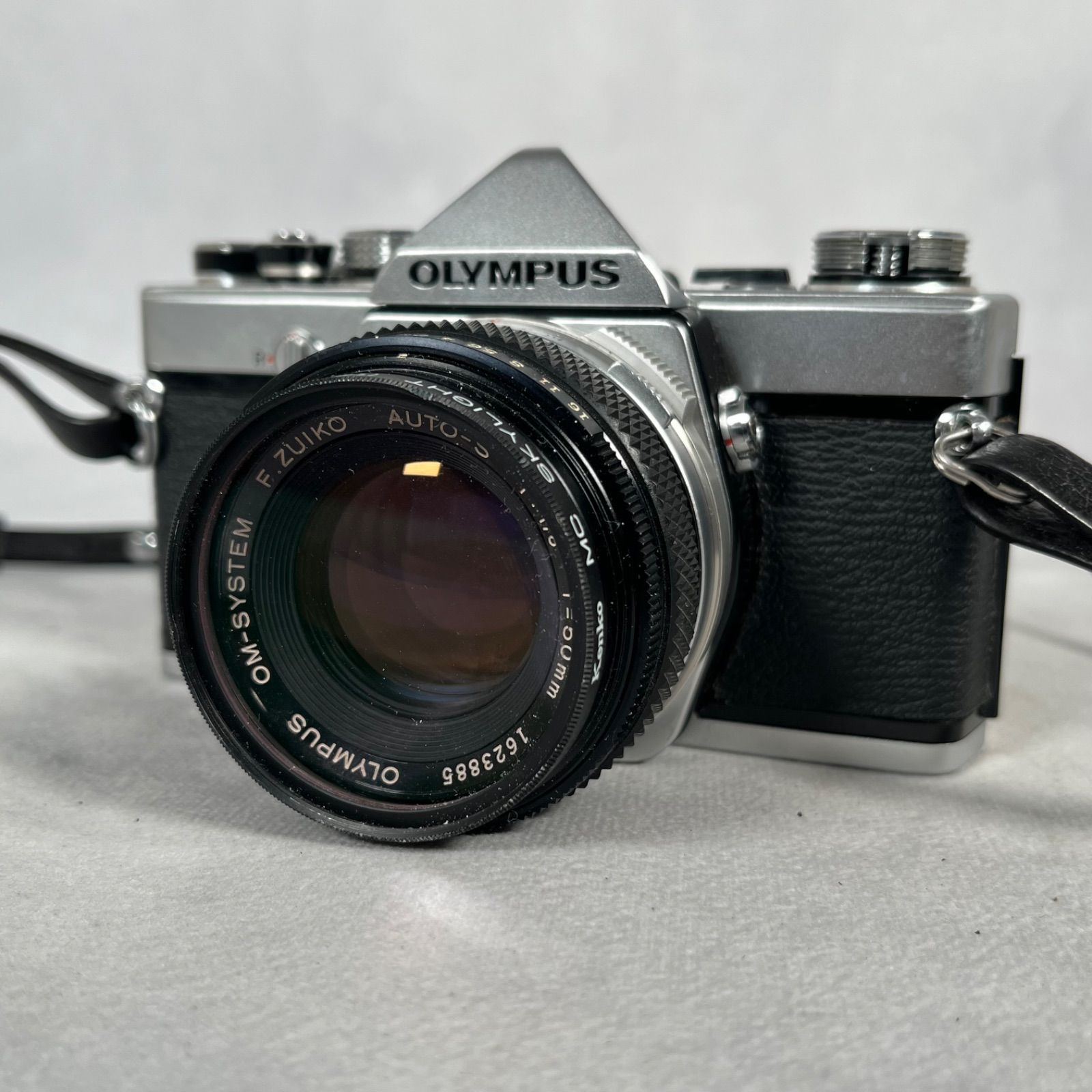 【管2606-656】OLYMPUS オリンパス OM-1N フィルムカメラ ボディ F1.8 50mm レンズ 動作未確認 現状渡し