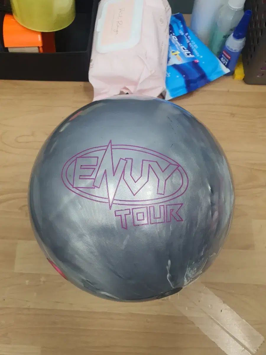 中古ボーリングボール 14p エンヴィツアー (ENVE TOUR)