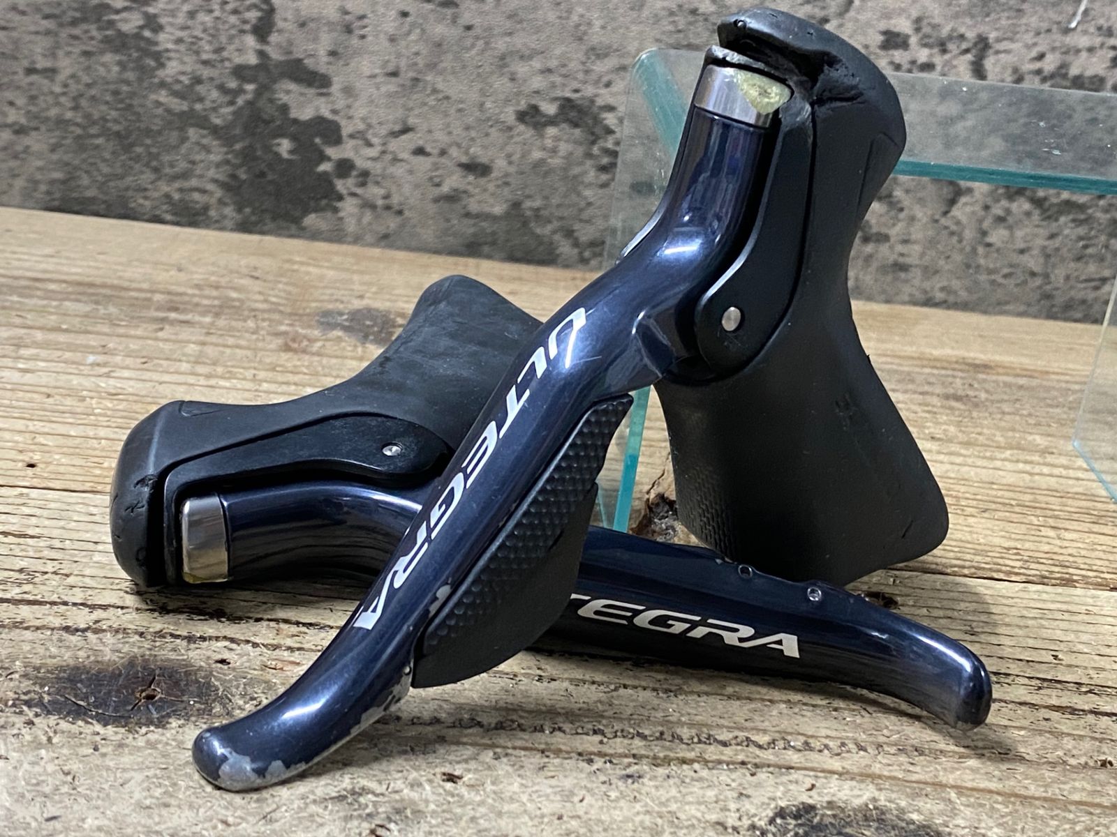 KC967 シマノ SHIMANO アルテグラ ULTEGRA ST-6870 STIレバー 2x11S Di2 動作確認済 ※割れ、削れ大 ジャンク