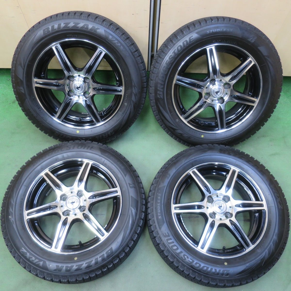 バリ溝！25年！9.5分◎スタッドレス 185/65R15 ブリヂストン ブリザック VRX2 BROOK ブロック 15インチ PCD100/4H◎6070102イス