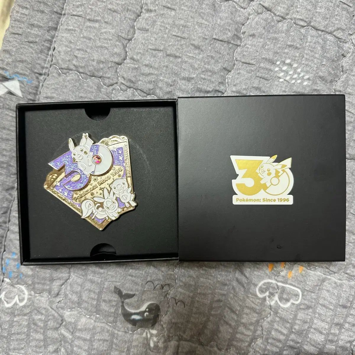 ポケモン 30周年 ポケモン30周年 ⁄ メルカリ - ピンバッジ 30周年記念