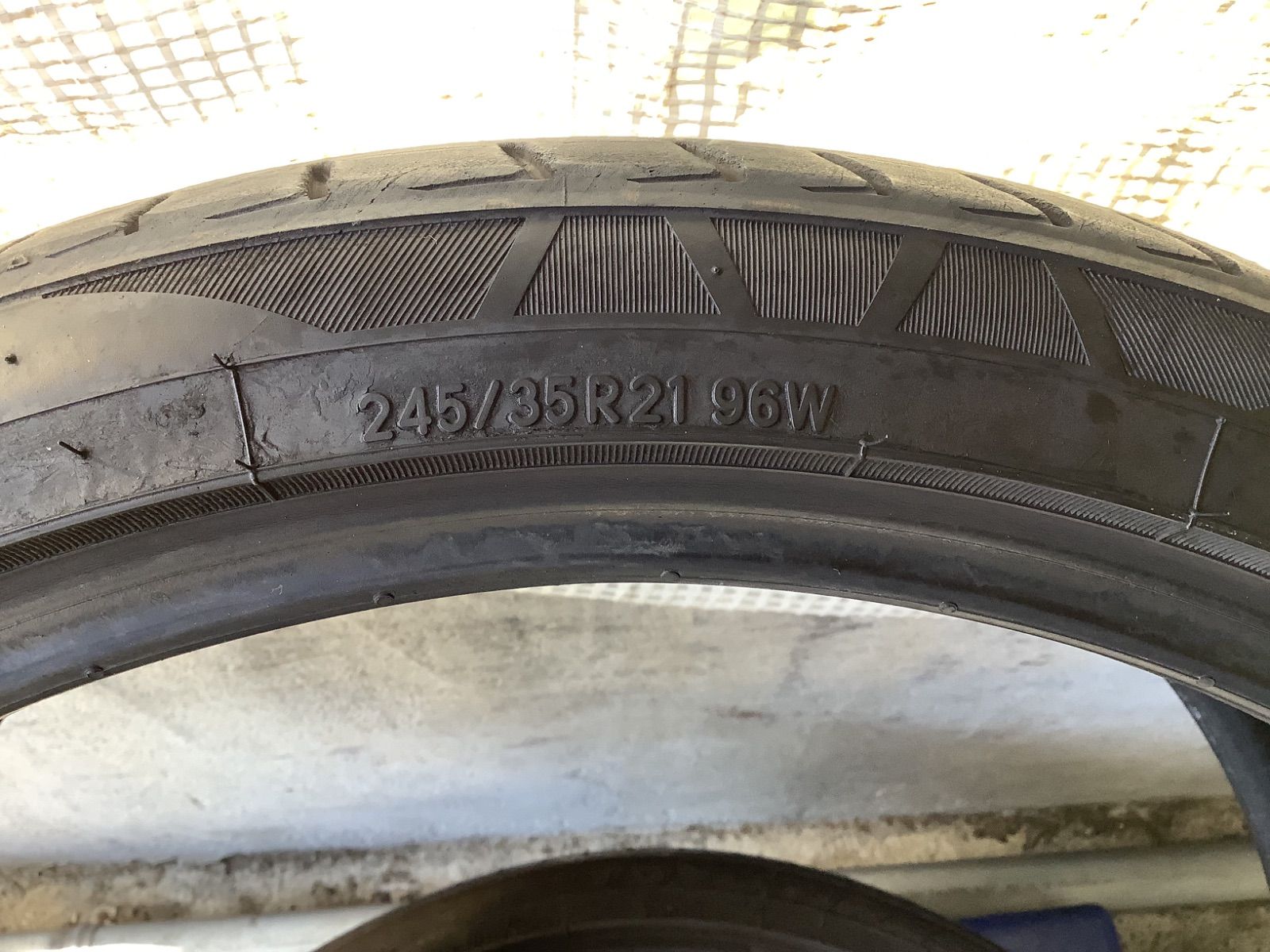送料込み] 245/35R21 96W 2024年製 TOYOTIRES PROXES FD1 トーヨー