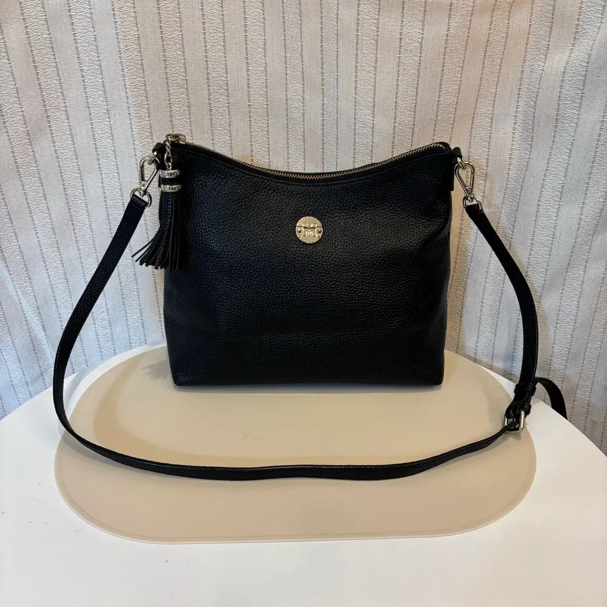 正規品 METROCITY タッセル クロスバック