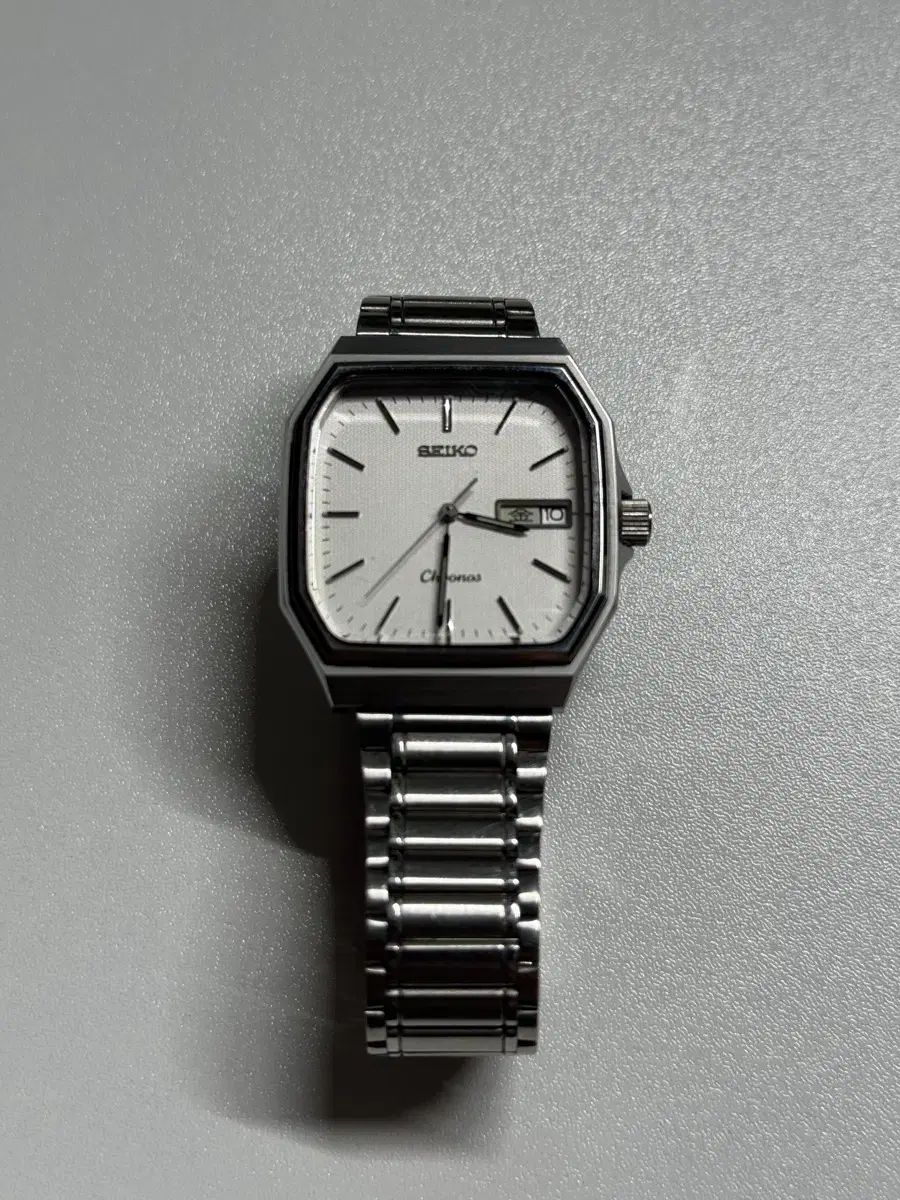 SEIKO クロノス時計 シルバー