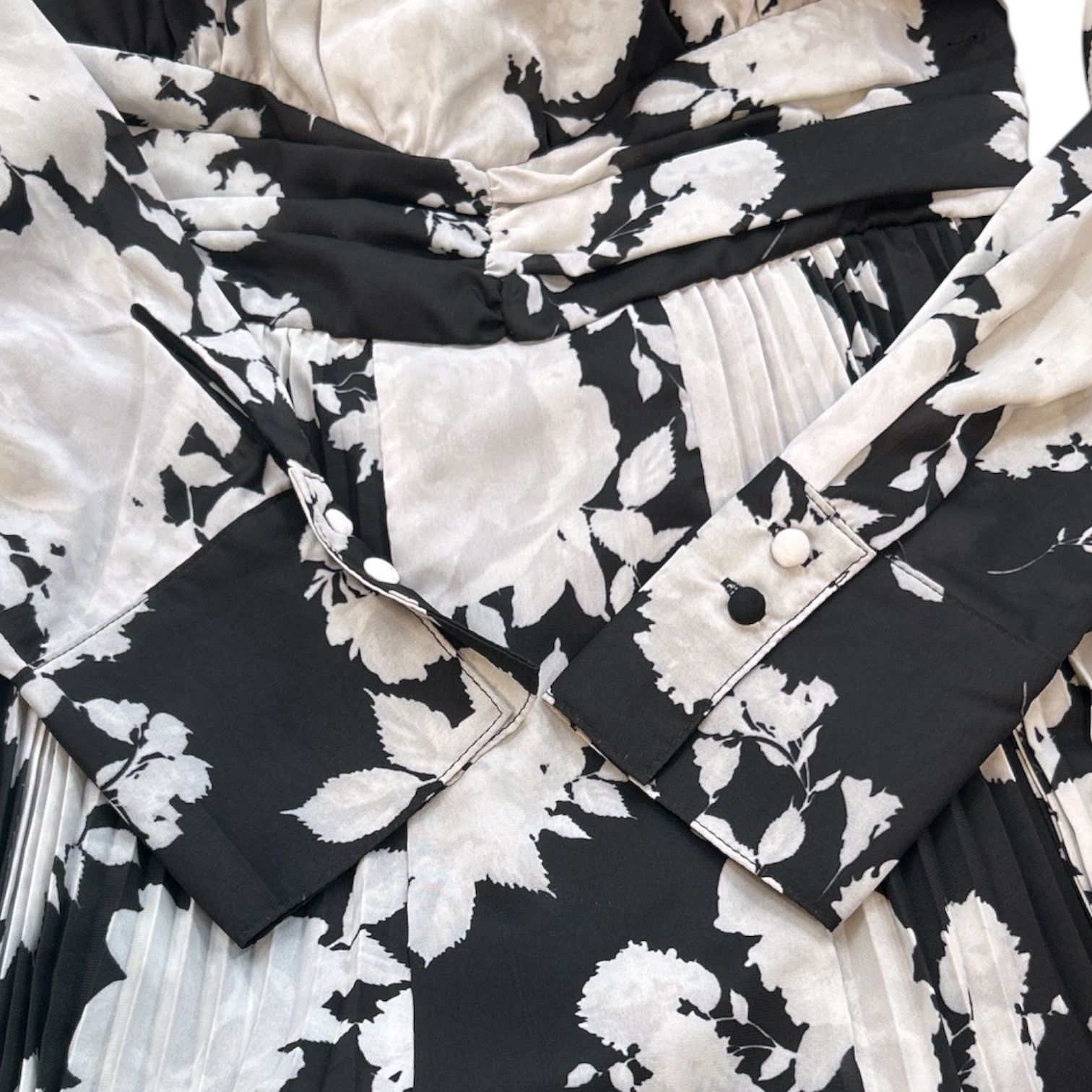 Estella.K エステラケー Abby Flower Dress クロスネックタイ