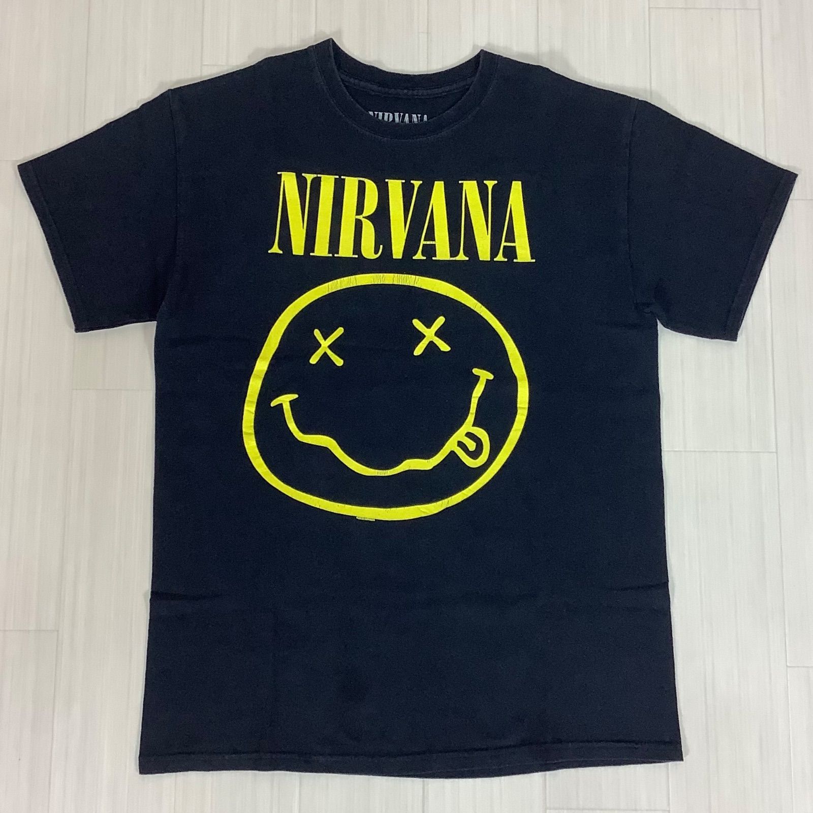 NIRVANA 二ルヴァーナ スマイル ビッグプリント バンドTシャツ ロックT