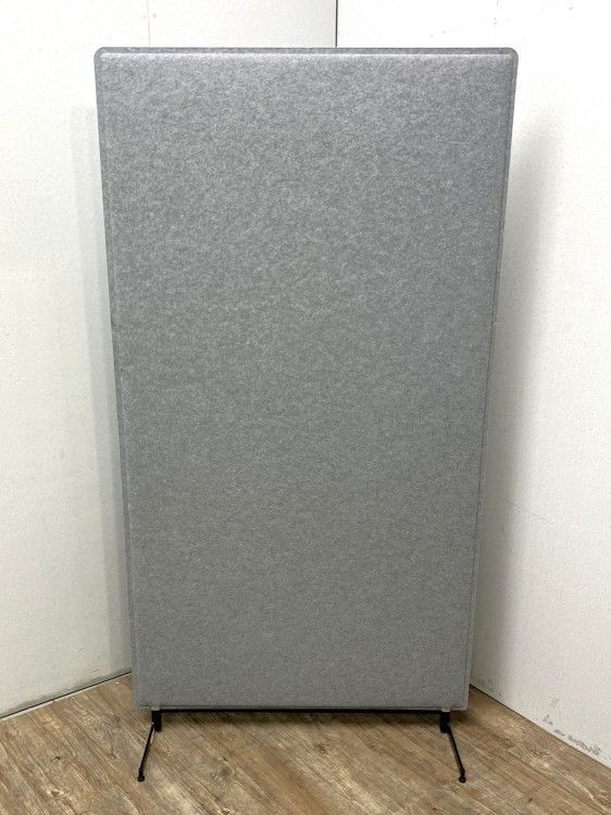 【中古品】オカムラ ライブスシリーズ 自立パーテーション グレー