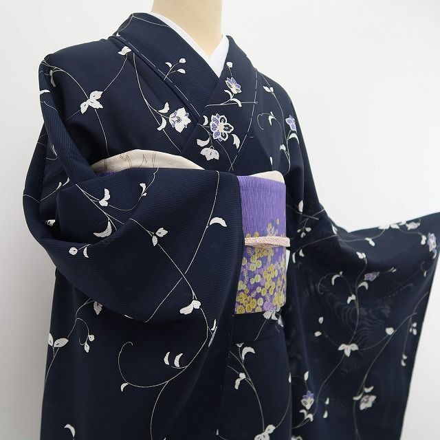 新品・夏小紋】絽 お仕立て上がり品 唐花 夏着物 仕付け糸付 正絹